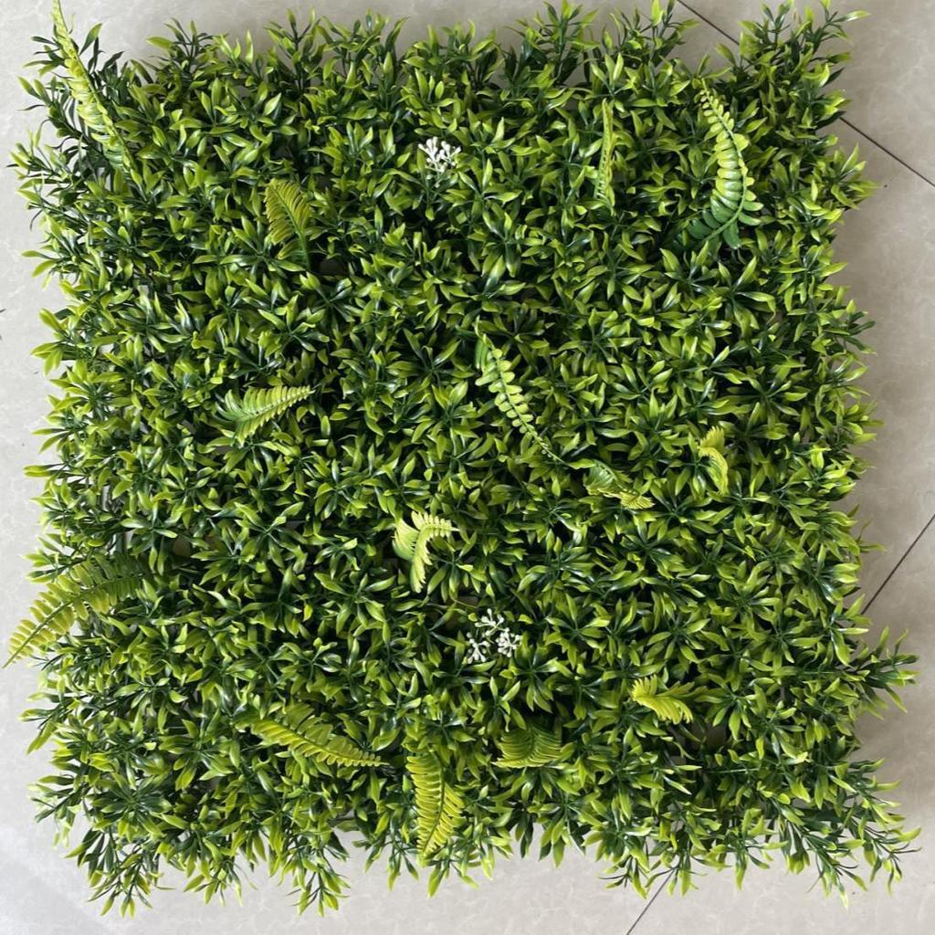 50×50cm Artificial Green Plant Wall - Plastic Vertical Garden, Fake Flower Wall, Synthetic Turf Background