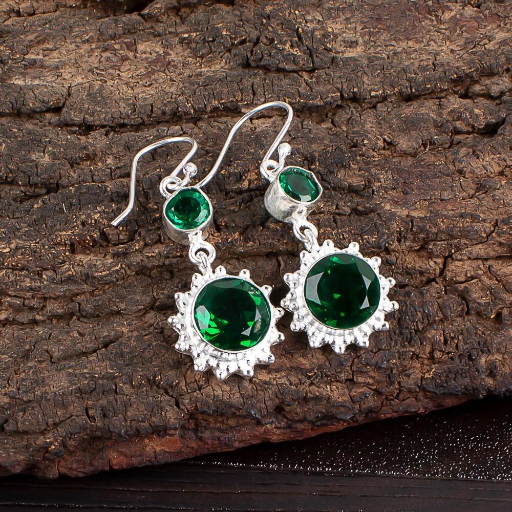 

Хромовый диопсид Драгоценный камень Серебро 925 пробы Ювелирные изделия Серьги ручной работы 1,80 EE-13-4