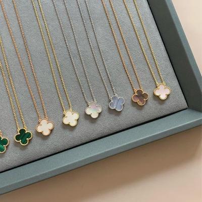 Collana di quadrifoglio di alta gamma per donna, placcata in oro rosa 18 carati, elegante catena per clavicola, regalo perfetto per la fidanzata