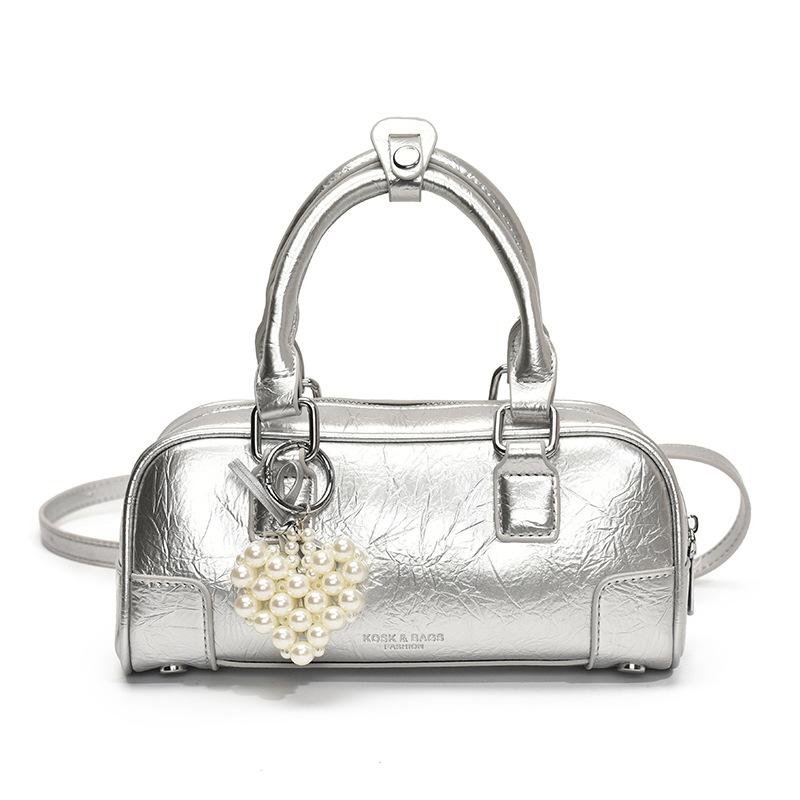 Korean niche simple portable bowling bag women 2025 new versatile foreign style fashion messenger pillow bag