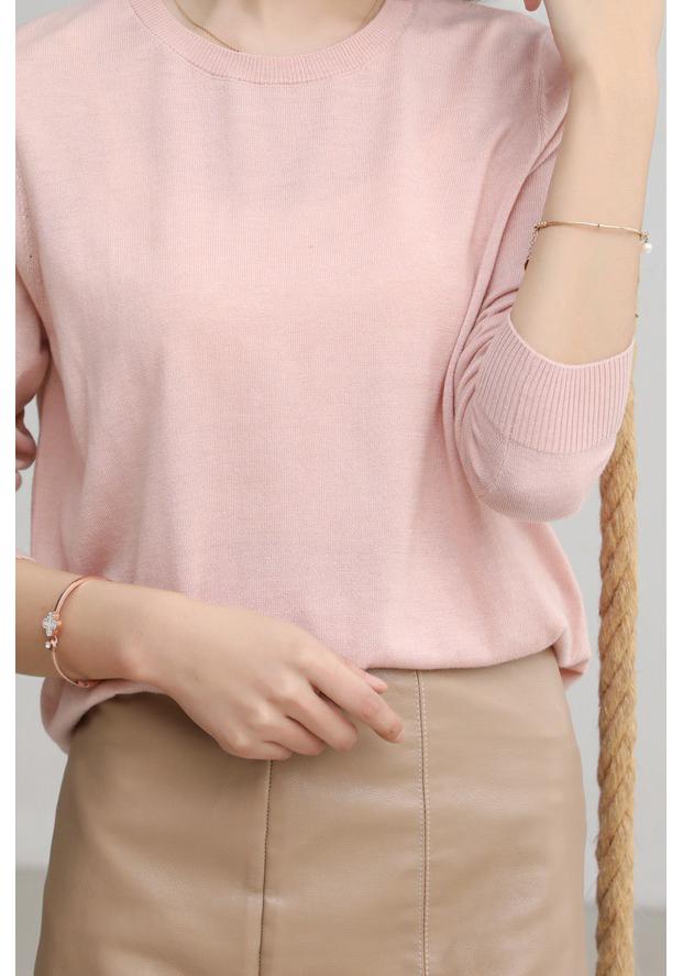 2026 Women's Fine Wool Round Neck Long Sleeve Loose Sweater for Autumn/Winter