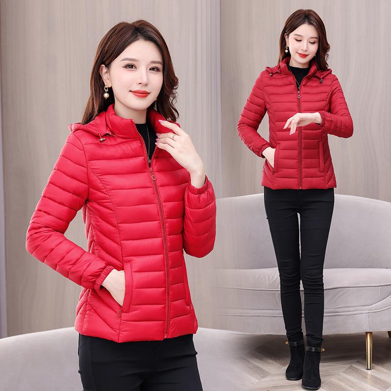 Cotton Jacket, Women, Winter 2025, Short, Detachable Hooded, Versatile, Lightweight and Warm Jacket, Cold Resistant Small Cotton Jacket