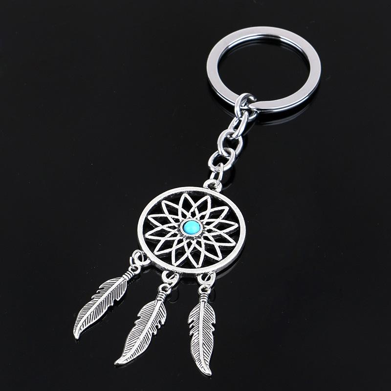 

Romantic Turquoise Dream Catcher Sliver Color Feather Tassel Pendant Key Chains for Women Men Family Bag Pendant Jewelry Gifts
