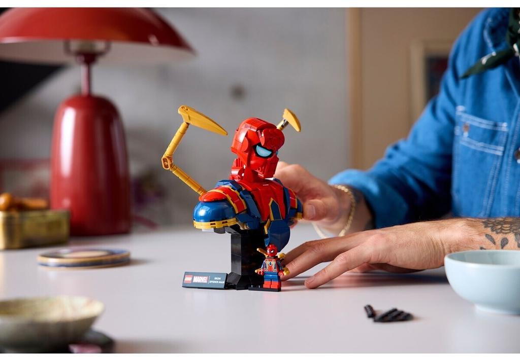 LEGO конструктор Marvel – Железный бюст Человека – паука (76326)