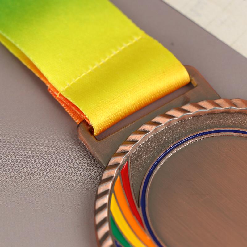 Metalen Award Medailles Met Halslint Goud Zilver Brons Stijl Voor Sport Academie Of Elke Competitie Diameter