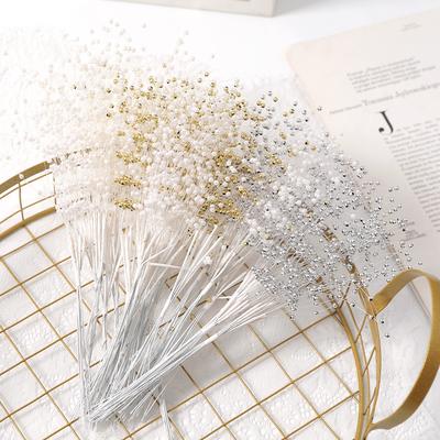 Ev Dekoru – Dekoratif çiçekler ve çelenkler