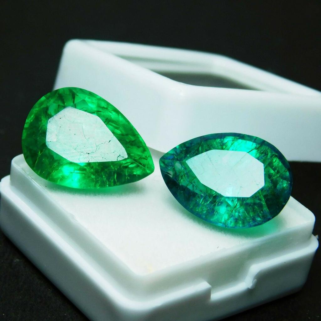 18.52 Ct Pear Cut Natural Green Emerald CERTIFIED Colombian Loose Gemstone Pair m-25 005 002