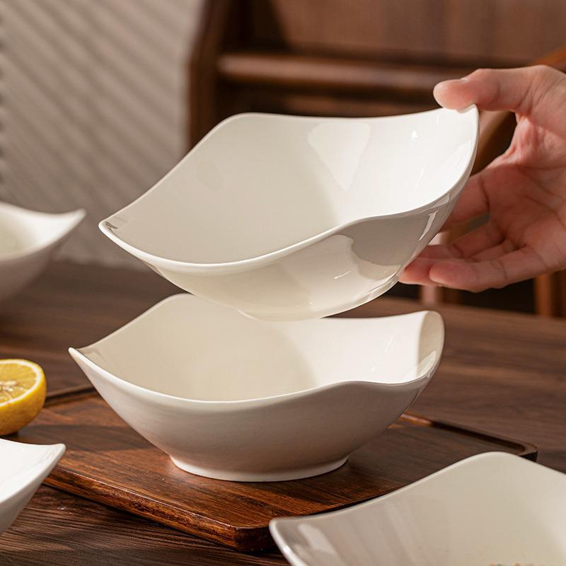 Nordic Ceramic Footed Bowl - Stylish and Versatile Dish for Salads, Soups, and Cold Dishes