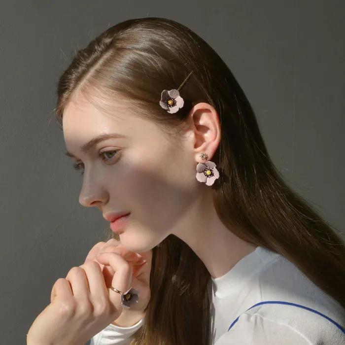 Holiday Fleur Hairpin