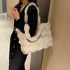 Large-capacity Plush Tote Bag Women's New Autumn and Winter Fashion Versatile Shoulder Bag Niche Commuter Bag