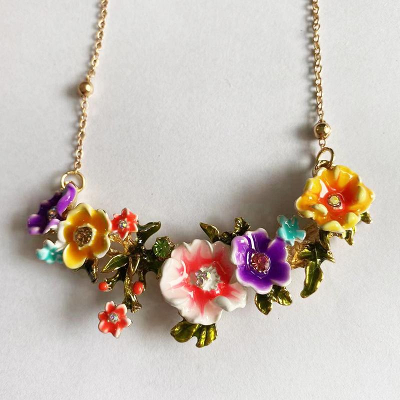 Able Forest Dream Garden Słodki Płatek Temperament Naszyjnik Zimowy Ogród Kwiat Sweter Łańcuch