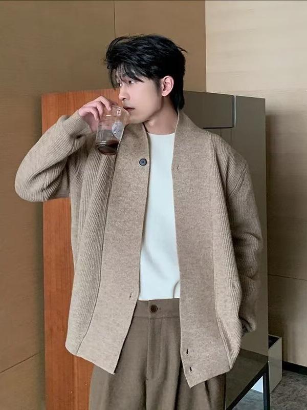 Men's Retro Japanese Cardigan - Autumn/Winter Heavyweight Knit Robe with Diagonal Placket