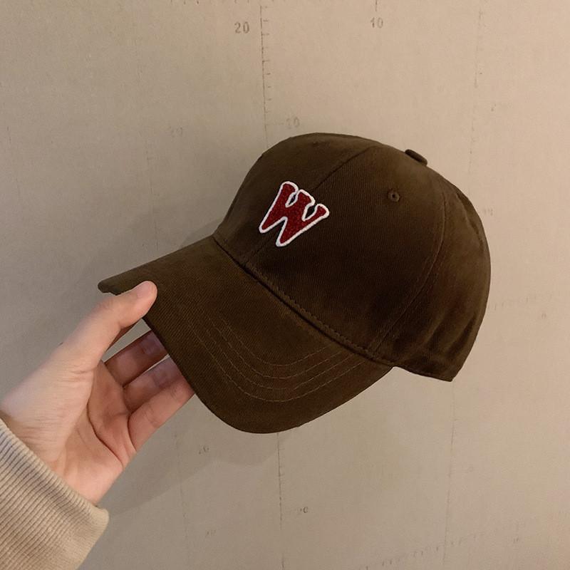 Embroidered Elegant Baseball Cap For Women Trendy And Stylish Accessory Summer