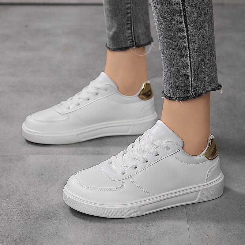 Women's new flat shoes solid color large size non-slip waterproof leather casual sports shoes 43 working white shoes