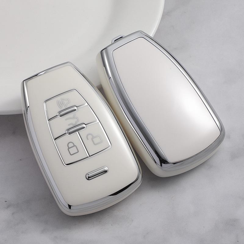 BAIC Senova D50/D70/X55/X65 Key Case with Silver Edge