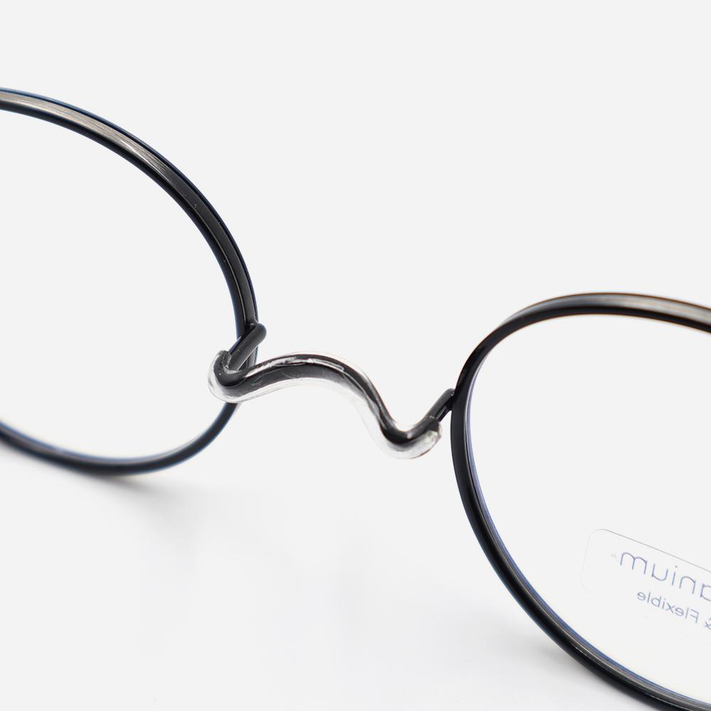 Alloaiweeo [Nose Saddle] Al8206 0910M Nose Saddle Titanium Round Black/Gray Eyeglass Frames