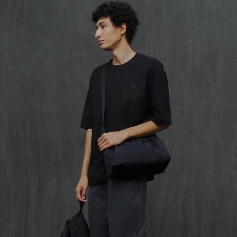 Customellow Black Basic Half T shirT cqTam25411bkx