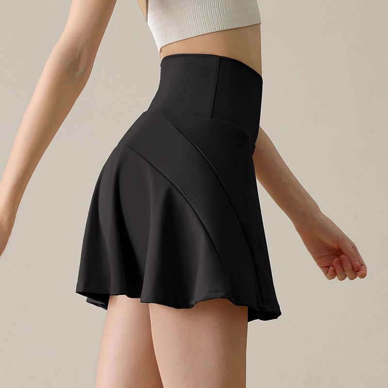 New Arrival Nylon Fashion Tape Sports Skirt Women's Slim Looking Yoga Skirt Running Training Yoga Tennis Pants Skirt Summer