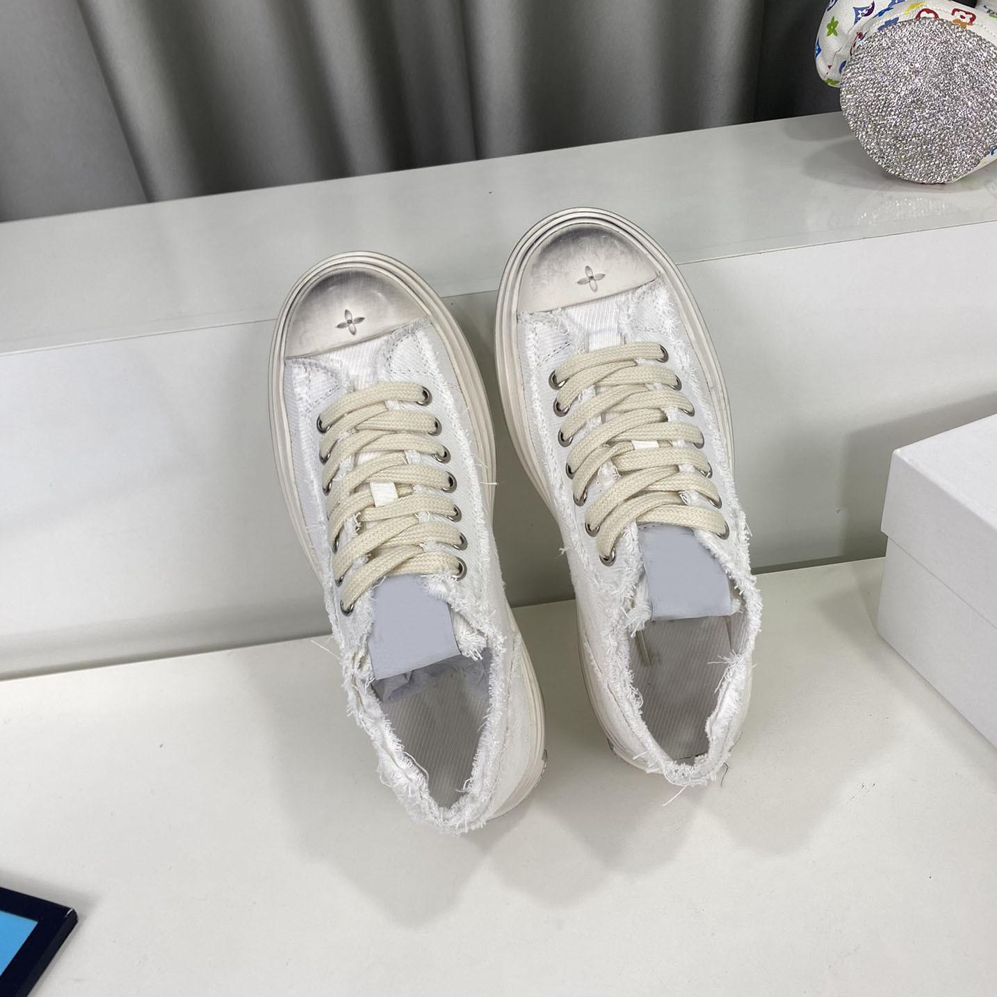 

Cross flower canvas shoes 2025 summer fashion new round head embroidery heightening board shoes women s casual dirty shoes 40 білий