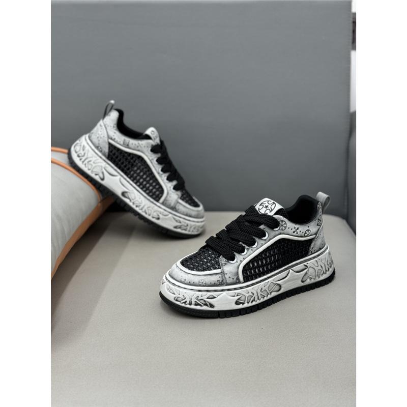 Zapatos nuevos y cómodos, los zapatos deportivos son transpirables y cómodos