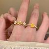 Daisy Small Flower Pearl Ring - Women's Niche Finger Ring with Light Luxury and High-end Feel