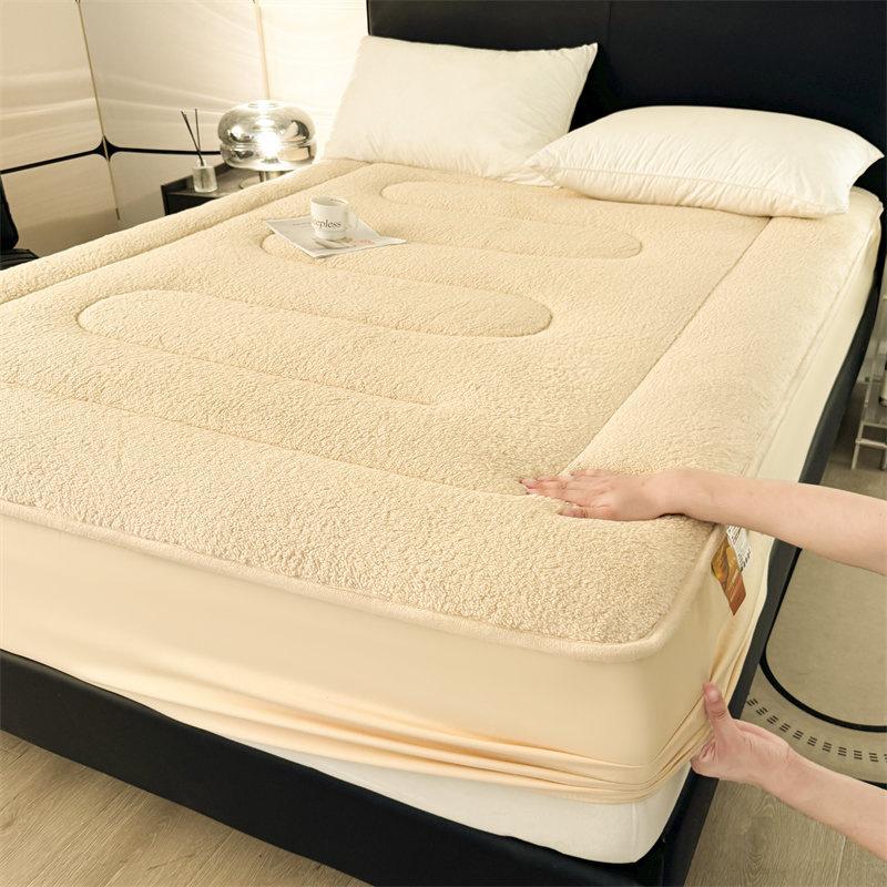 New lamb fleece mattress single piece winter milk fleece mattress cover thickened coral fleece mattress cover student dormitory