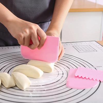 3Pcs/Set Cream Scraper Irregular Teeth Edge Spatulas Dough Cake Cutter Slicer Pastry Cutter Scraper Kitchen Baking Pastry Tools