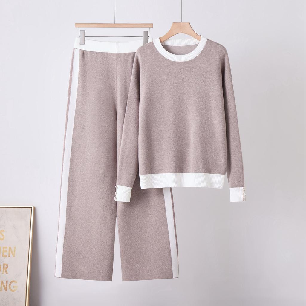 European Autumn and Winter New Temperament Contrasting Color Round Neck Knitted Sweater Slim Wide-leg Pants Two-piece Set for Women