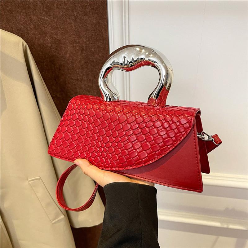 Fashionable Small Square Crossbody Bag For Women Unique Stylish Design For Trendy Outfits