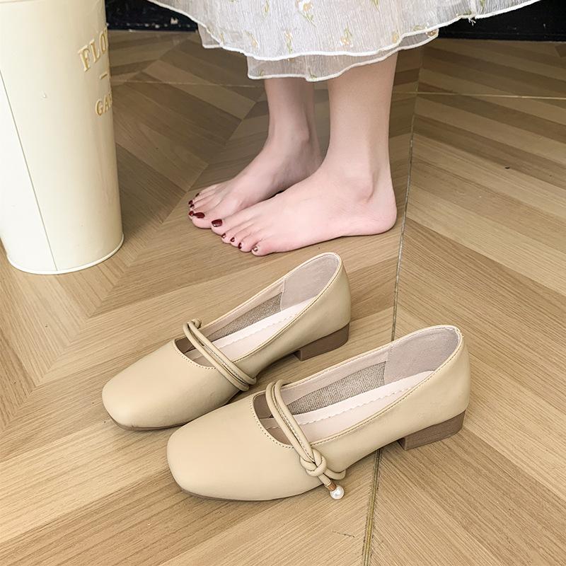 

Mary Jane fairy with skirt square head single shoes female 2025 new summer evening breeze gentle flat grandma ladyshoes 40