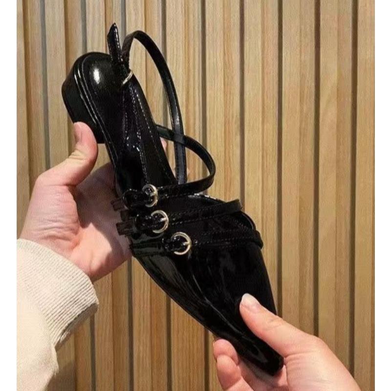 

Fashion Temperament Pointed Toe Baotou Sandals Women s Summer Wear Shallow Mouth Metal Buckle Back Empty Low Heel Shoe Designer Sandals 40 чёрный