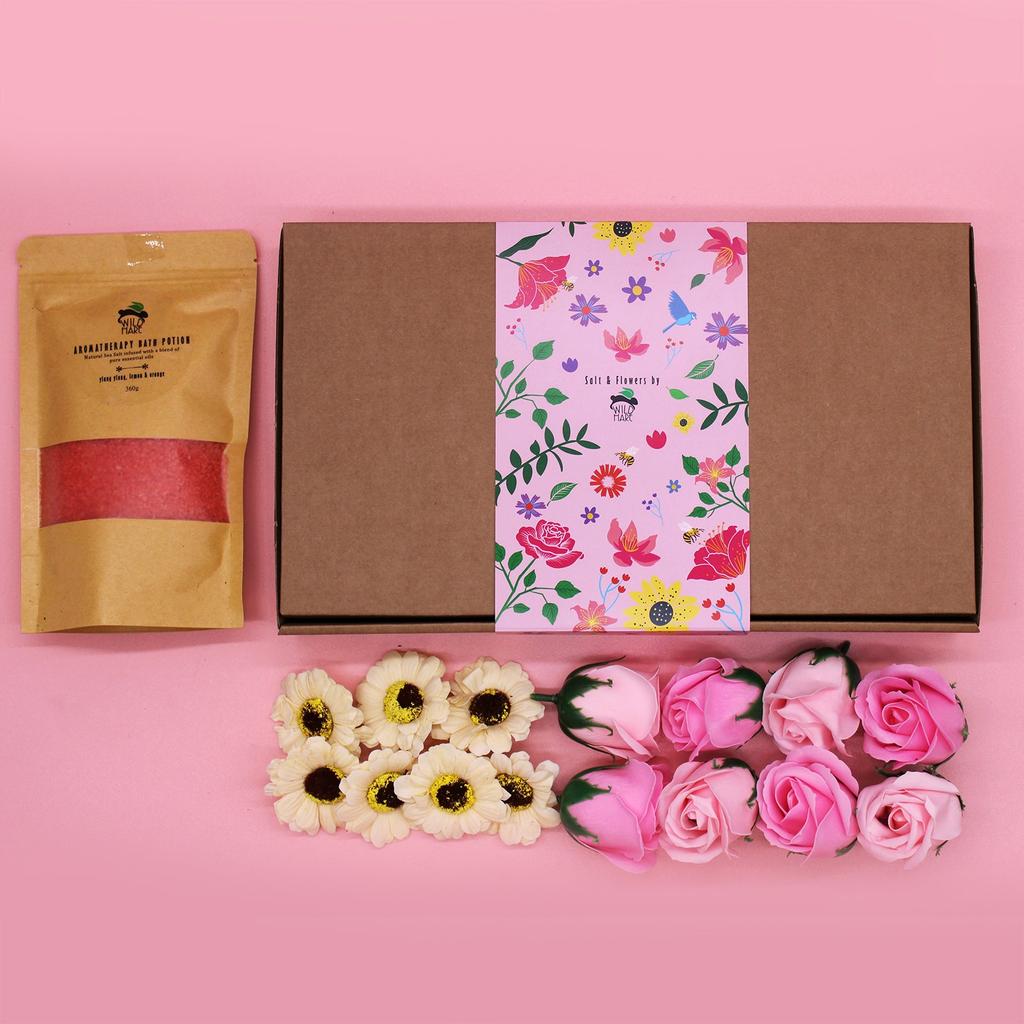 Bath Salt and 16 Soap Flowers Set, Passion