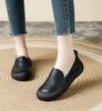 Fashion New handmade hollowed flats women's summer sandal shoes elderly woman slip on non slip moccasins mother comfortable driver shoes