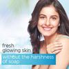 Pears 98% Pure Glycerin Soft & Fresh Glow Body Wash with Mint Extract and 0% Parabens & Soap for Freshness & Glow, 750 Ml