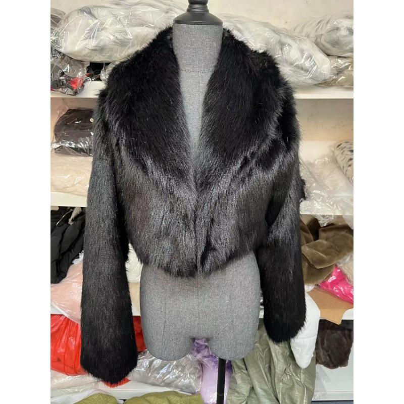 Women's Beige Faux Fur Cropped Coat Lapel Long Sleeve Warm Winter Jacket