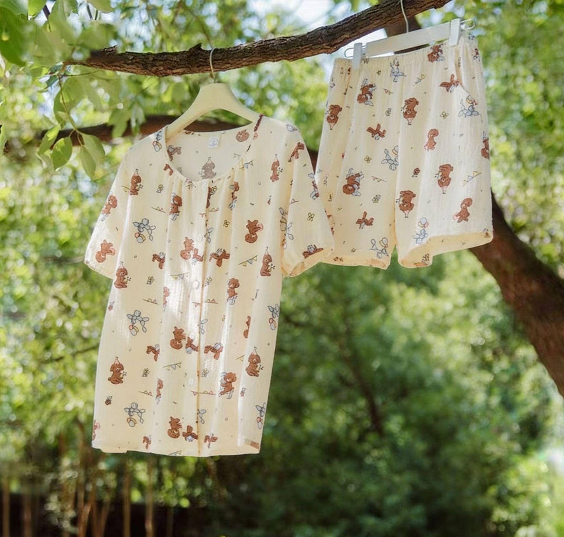 

In-Stock Women s Summer Pajama Set - Cute Cartoon, Short Sleeve & Pants, Home Wear, Available for Customization L [50-62.5 kg]
