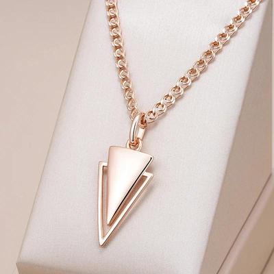 Collana con ciondolo grande a triangolo lucido da donna, semplice, dorata, a doppio strato, a catena cava, per feste e gioielli di moda quotidiani