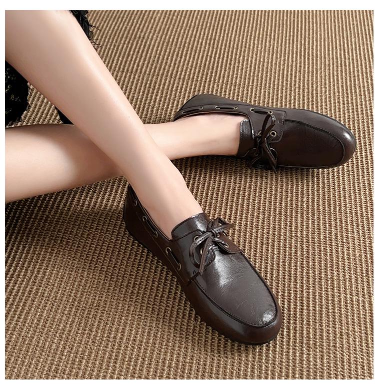 Available: Women's British Style Retro Round Toe Leather Loafers - Simple, Commuter Flat Lace-Up Shoes