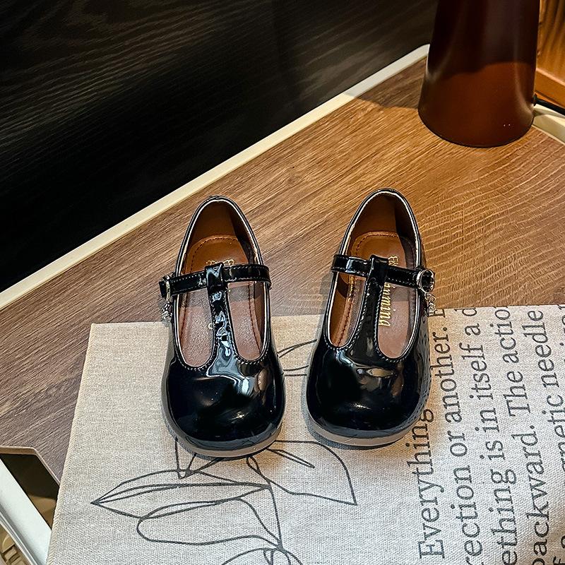 Korean-style children's shoes, niche and fashionable, soft-soled leather shoes, shallow-mouth, versatile, retro princess shoes, flat-soled,