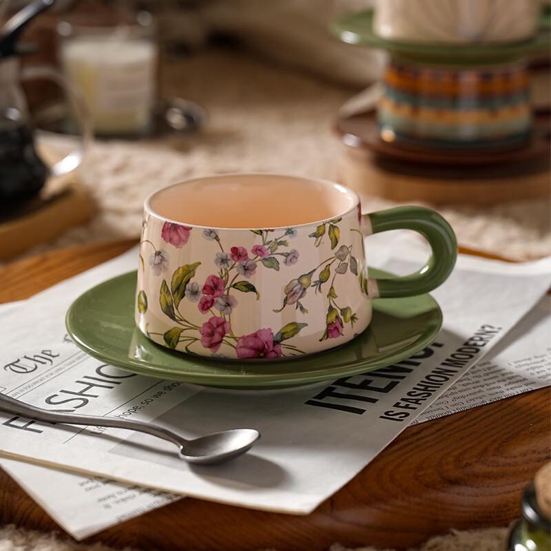 

Керамический набор кофейных чашек TLXT с цветочным узором «Дикая роза»