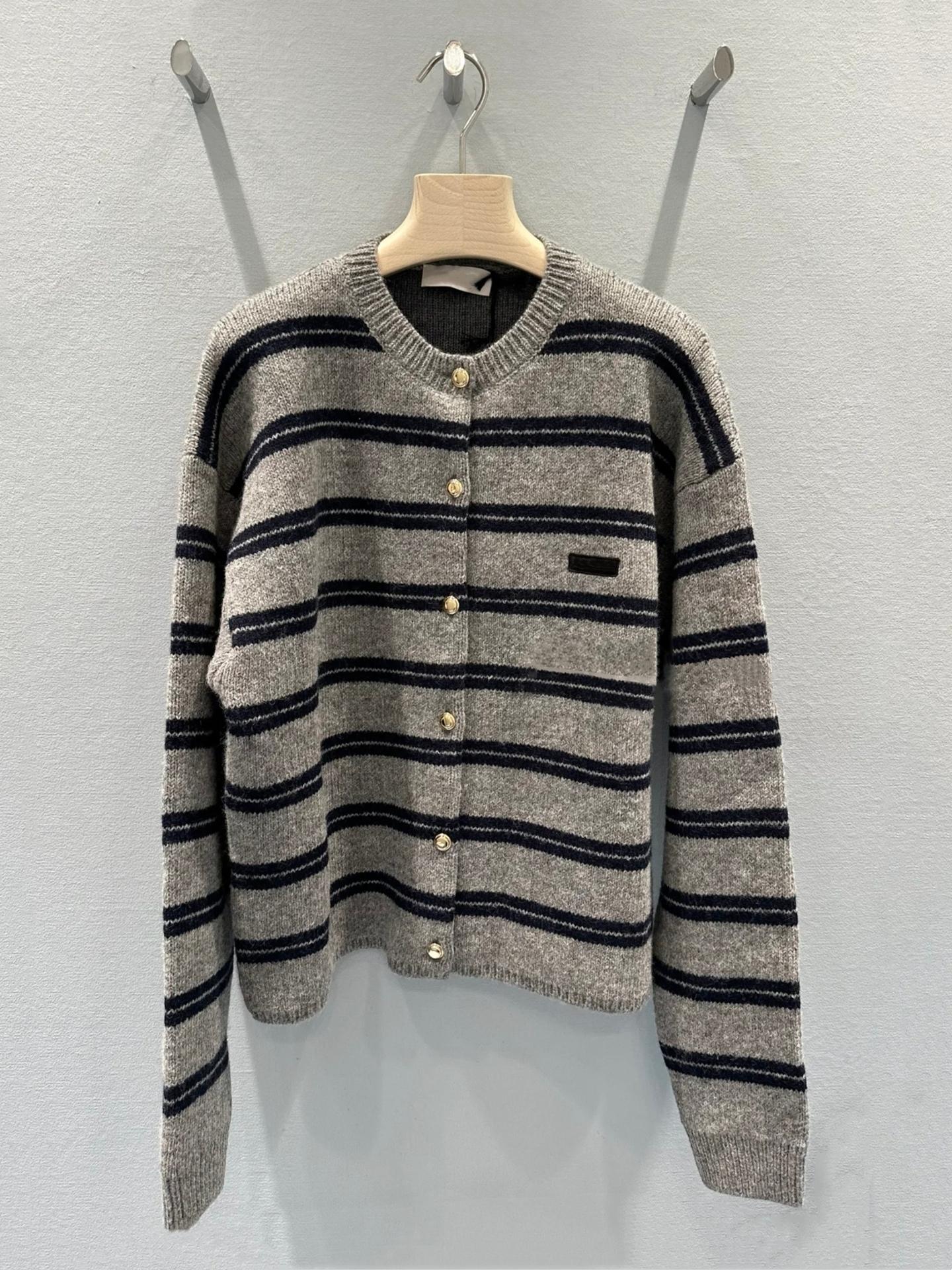 Nanyou 25 letter logo affixed striped long-sleeved knitted cardigan jacket women s spot 2026 spring knitted sweater S