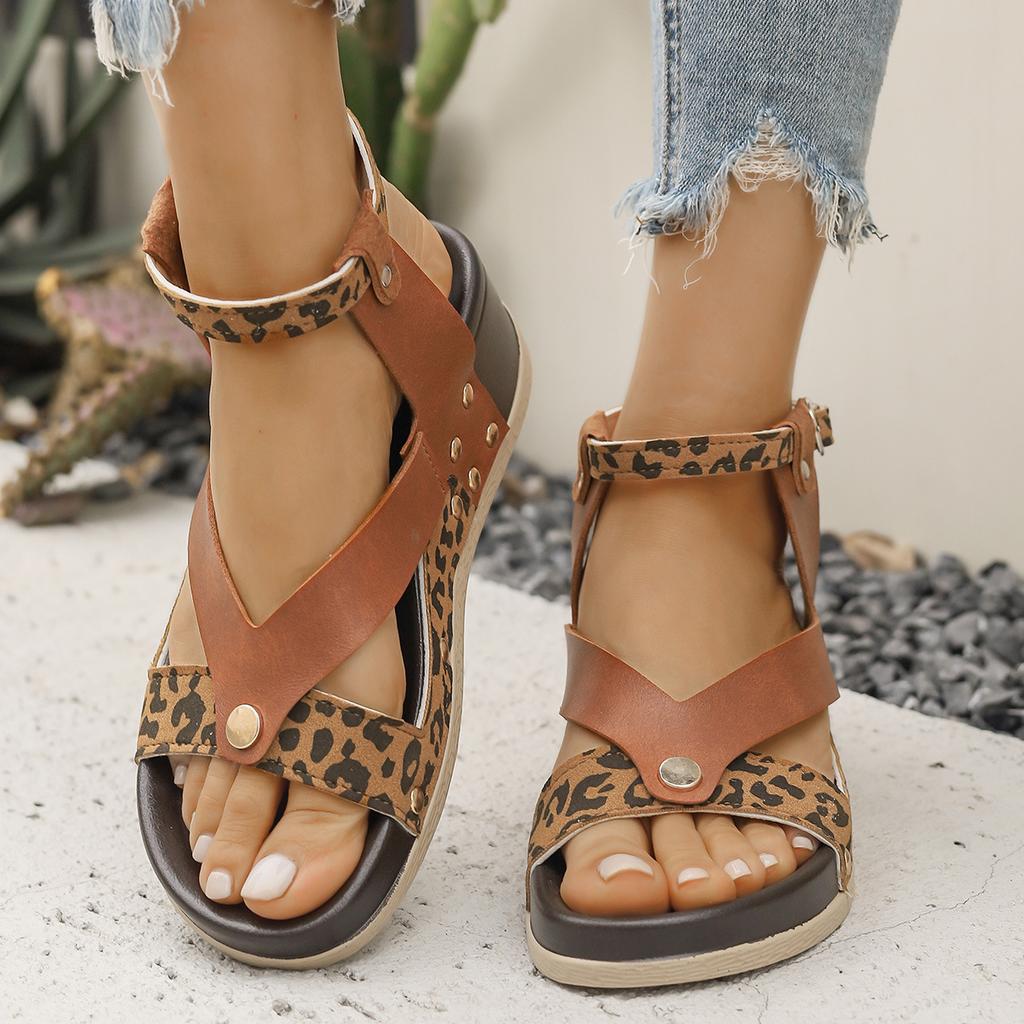 Women's Spring and Summer Thick Soled Women's Casual Comfortable Buckle Women's Sandals