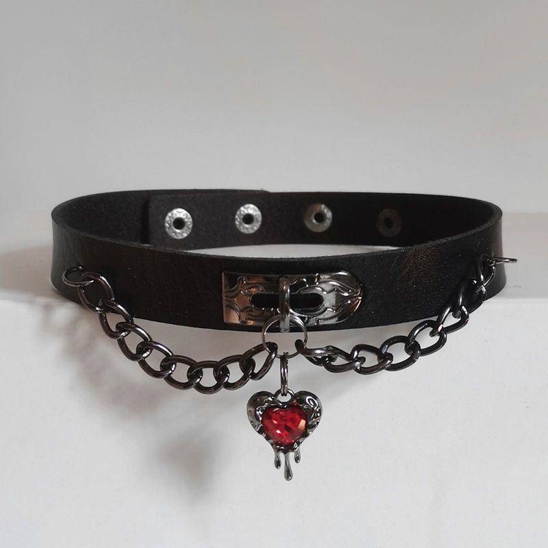 Halloween Girl Retro Gothic Punk Style Necklace Devil Wings Pendant Collar Gothic Halloween Necklace Punk