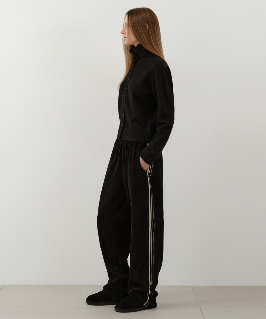 Wednesday Oasis For Woman W/Essential Line Track Corduroy Wide Pants_Black(W25-Pt34)