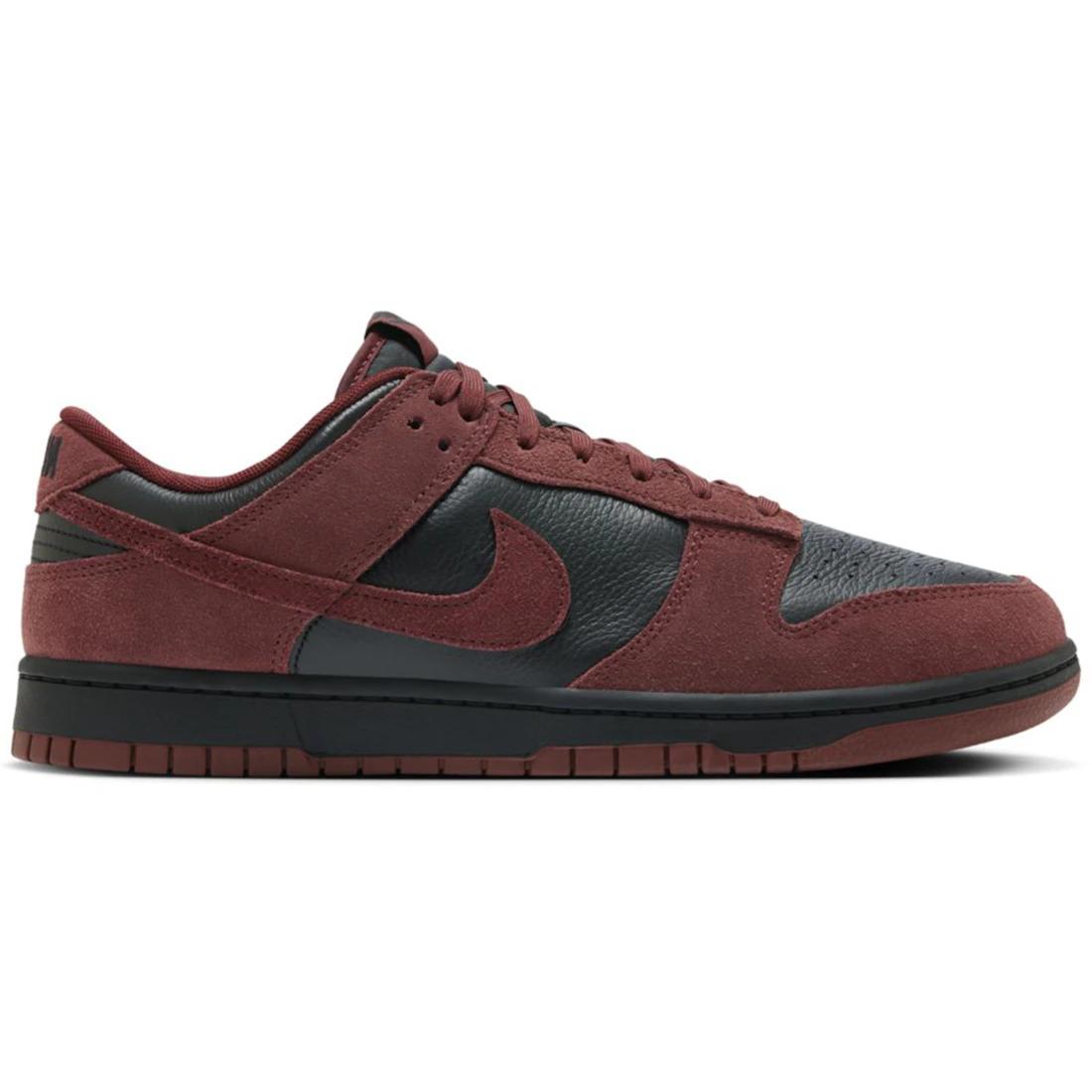 

Sneaker Nike Dunk Low Retro SE Black Dark Team Red(FQ8249-002) 42
