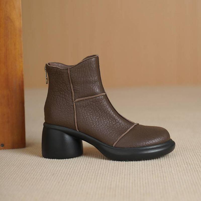 Autumn and winter women's leather boots medium heel sheepskin large size women's boots rear zipper thick sole new versatile leather low boots women