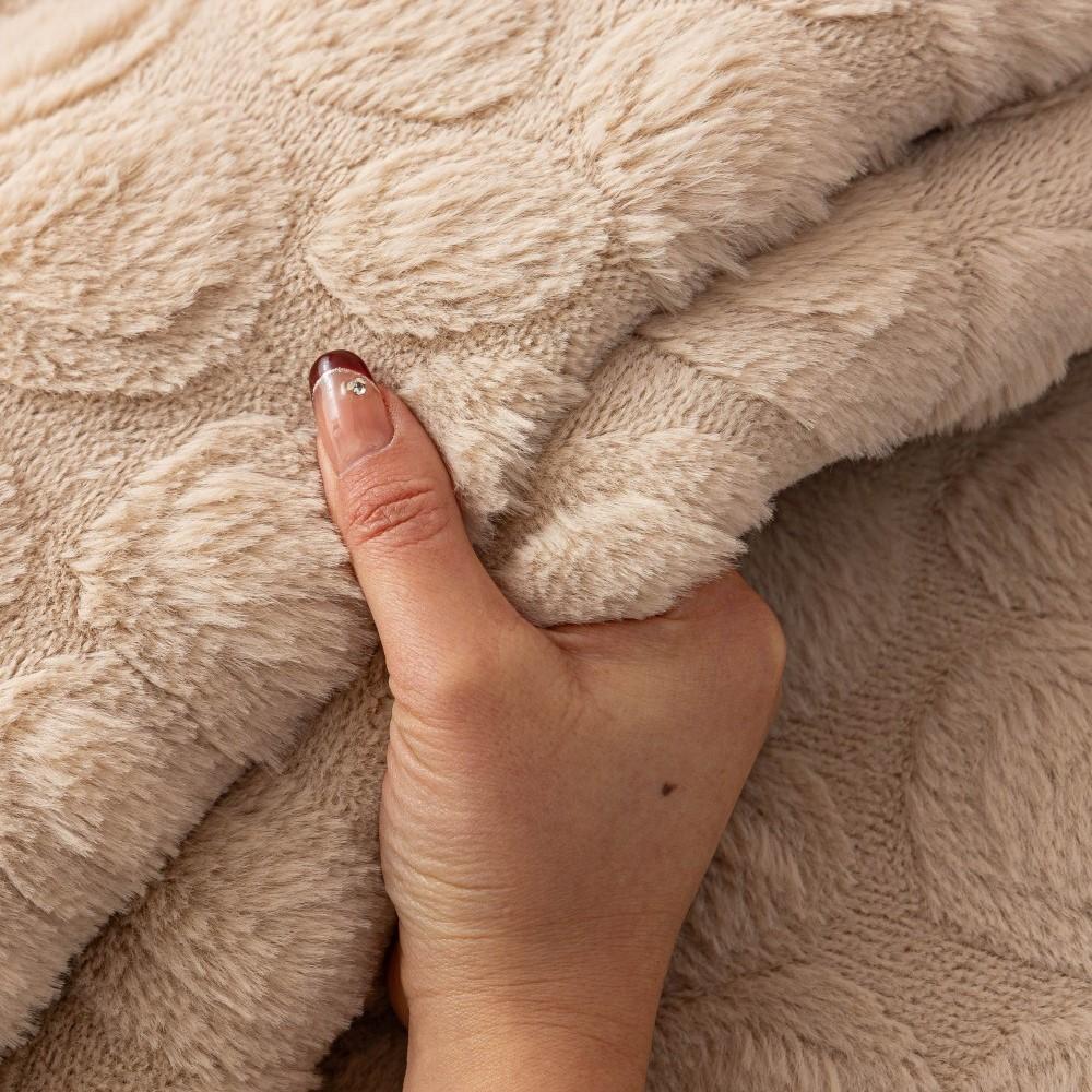 Universal Pad For Irregular Patchwork Thicken Sofa Backrest Winter French Chenille Premium Non-Slip Tassel Sofa Cushion Cover