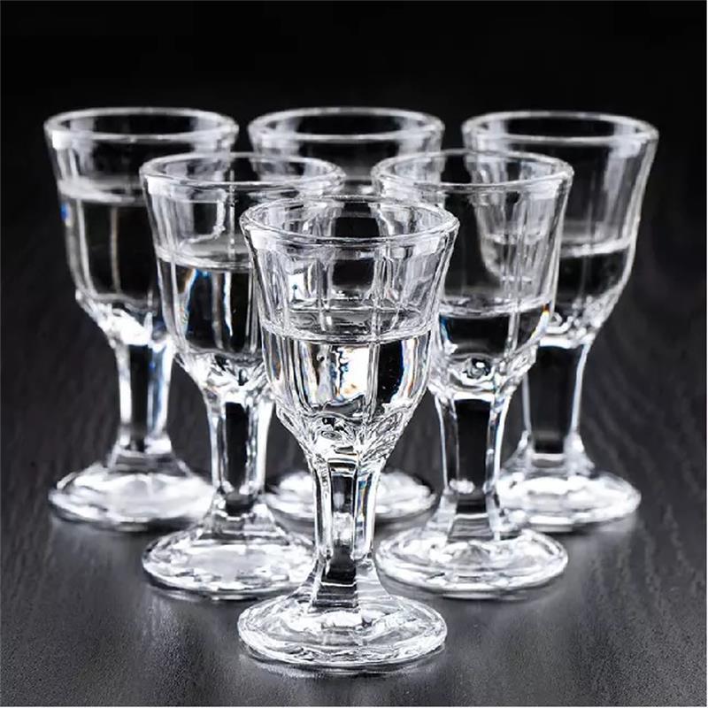 6pcs/7pcs Set Small Wine Glass One Beaker Glass Wine Dispenser Wine Pot Spirit Baijiu Cups Wine Set Household Mini Shot Glasses