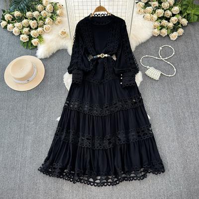 MODA Estilo Tribunal Vestidos Elegantes para Mulheres Crochê Renda Oco Out O-neck Manga Lanterna Vestidos Femininos A-line Vestido Cinto Dropship