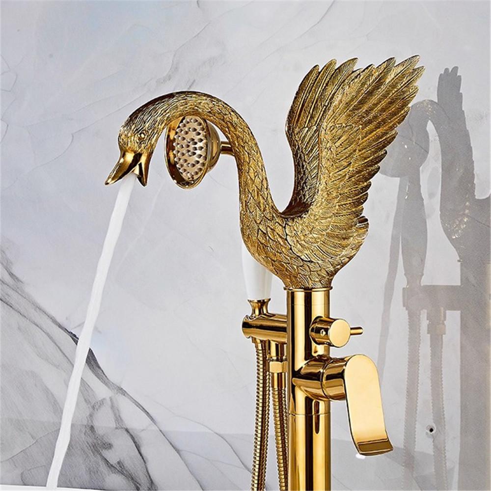 Articstic Creative Gold Swan Bathroom Bathtub Faucet with Handheld Shower Free Standing Brass BathTub Mixer Taps Floor Mounted